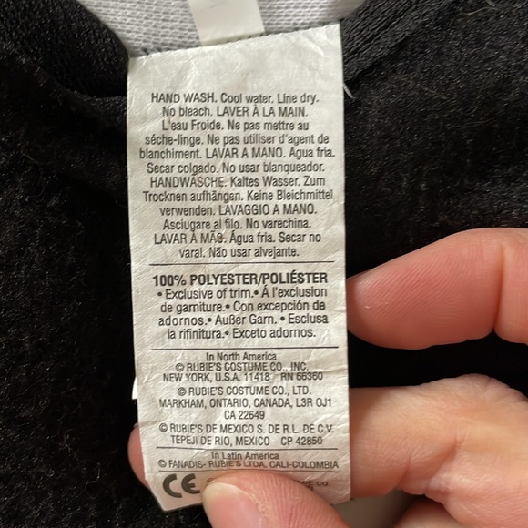 Cat in the Hat costume - Picture 3 of 5